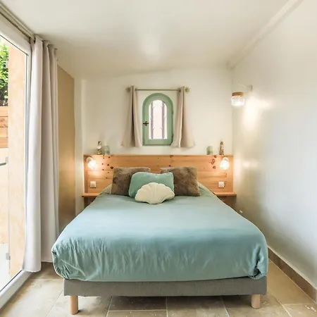 Les 3 Terrasses, Maison Renovee - Piscines - Tennis Vakantiehuis *