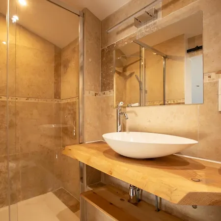 Дом отдыха Les 3 Terrasses, Maison Renovee - Piscines - Tennis *