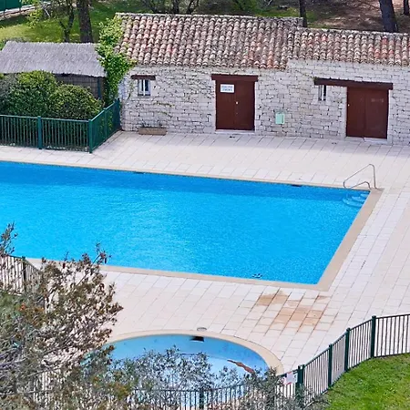 Les 3 Terrasses, Maison Renovee - Piscines - Tennis Дом отдыха *
