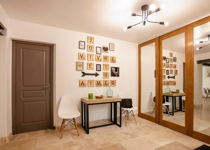 Les 3 Terrasses, Maison Renovee - Piscines - Tennis Дом отдыха Гассен