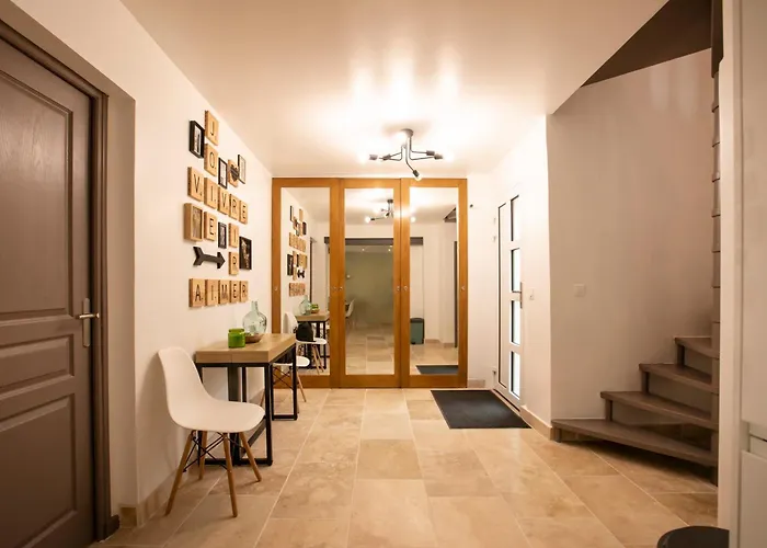 Les 3 Terrasses, Maison Renovee - Piscines - Tennis Гассен