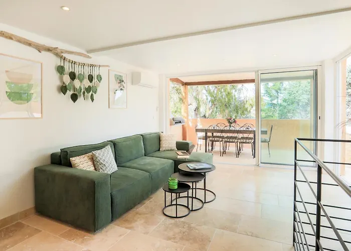 Les 3 Terrasses, Maison Renovee - Piscines - Tennis * Гассен